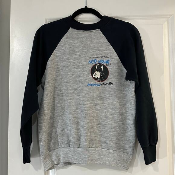 Vintage Neil Young Solo American Tour 1983 Crewneck - Picture 5 of 10